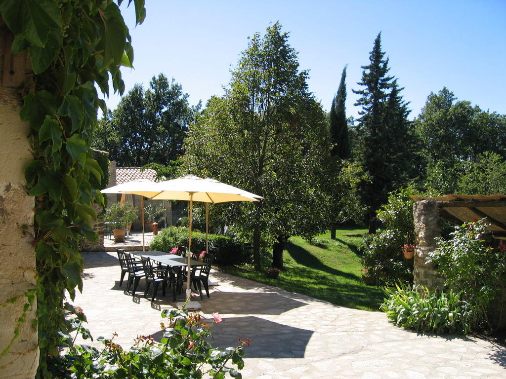 Bed and Breakfast La Pacha Saint-Montan Exterior foto