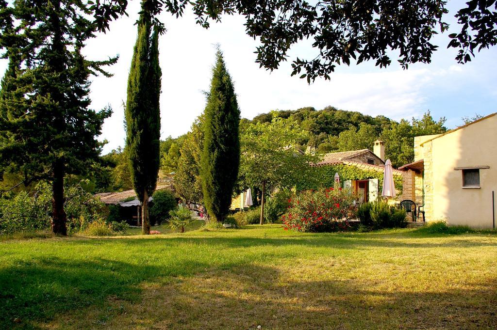 Bed and Breakfast La Pacha Saint-Montan Exterior foto