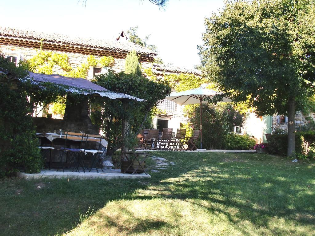 Bed and Breakfast La Pacha Saint-Montan Exterior foto